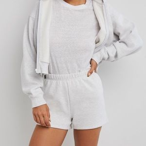 TNA Airy Fleece Perfect Hi-Rise 3” Sweatshort